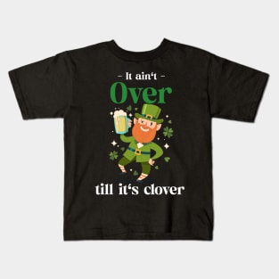 St Patricks day clover design Kids T-Shirt